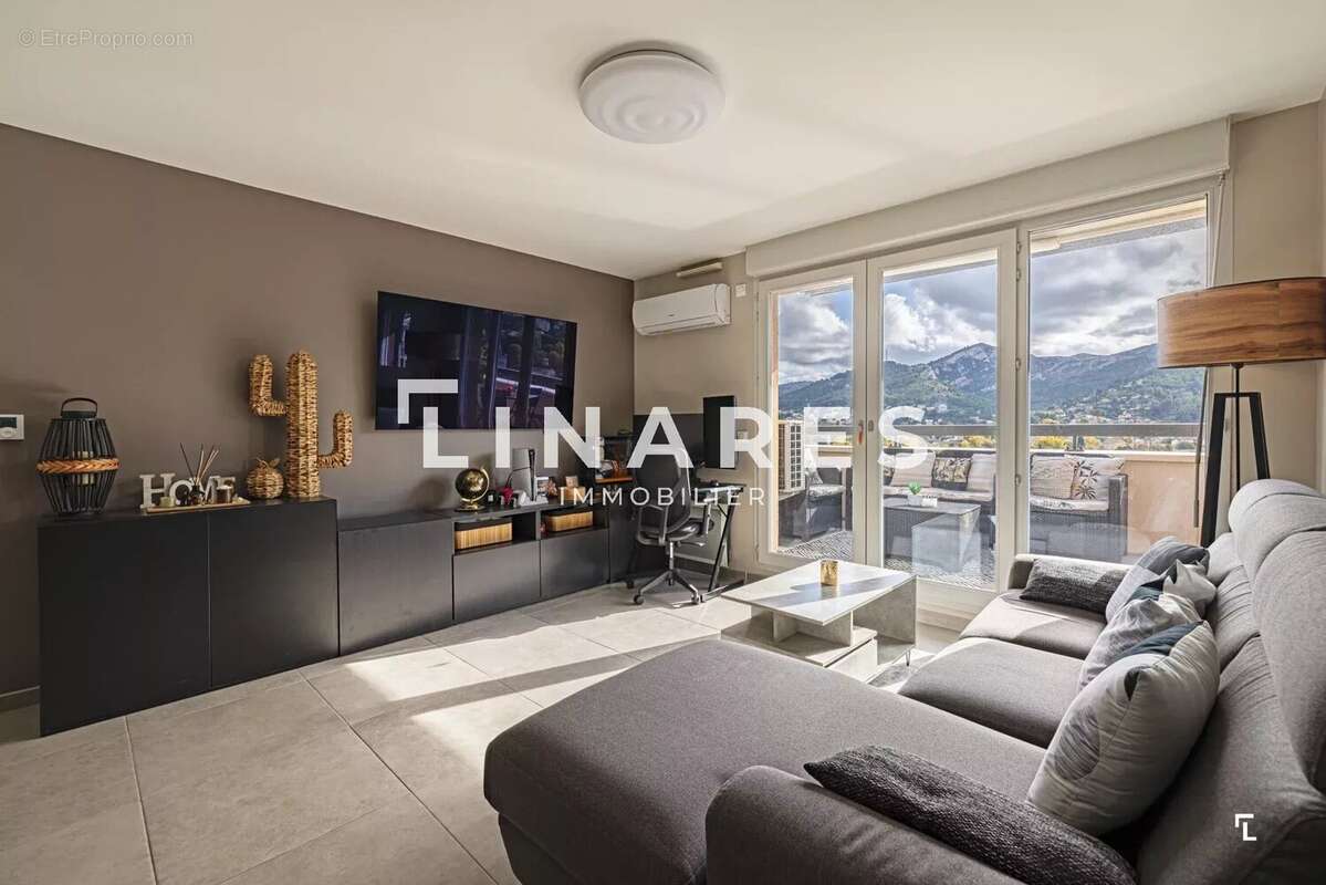 Appartement à MARSEILLE-11E