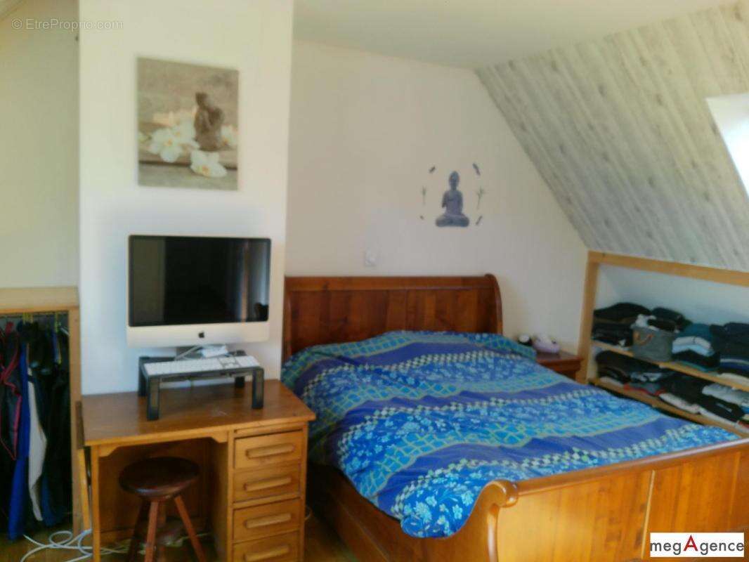Maison à CHAMPHOL