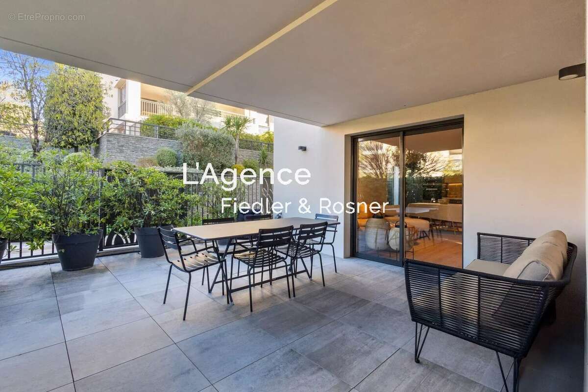 Appartement à SAINT-TROPEZ