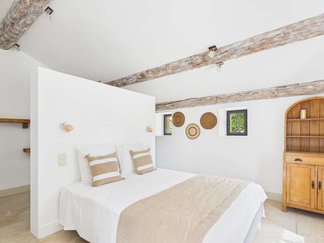Mas de charme au coeur du village de Mouriès - photo 18