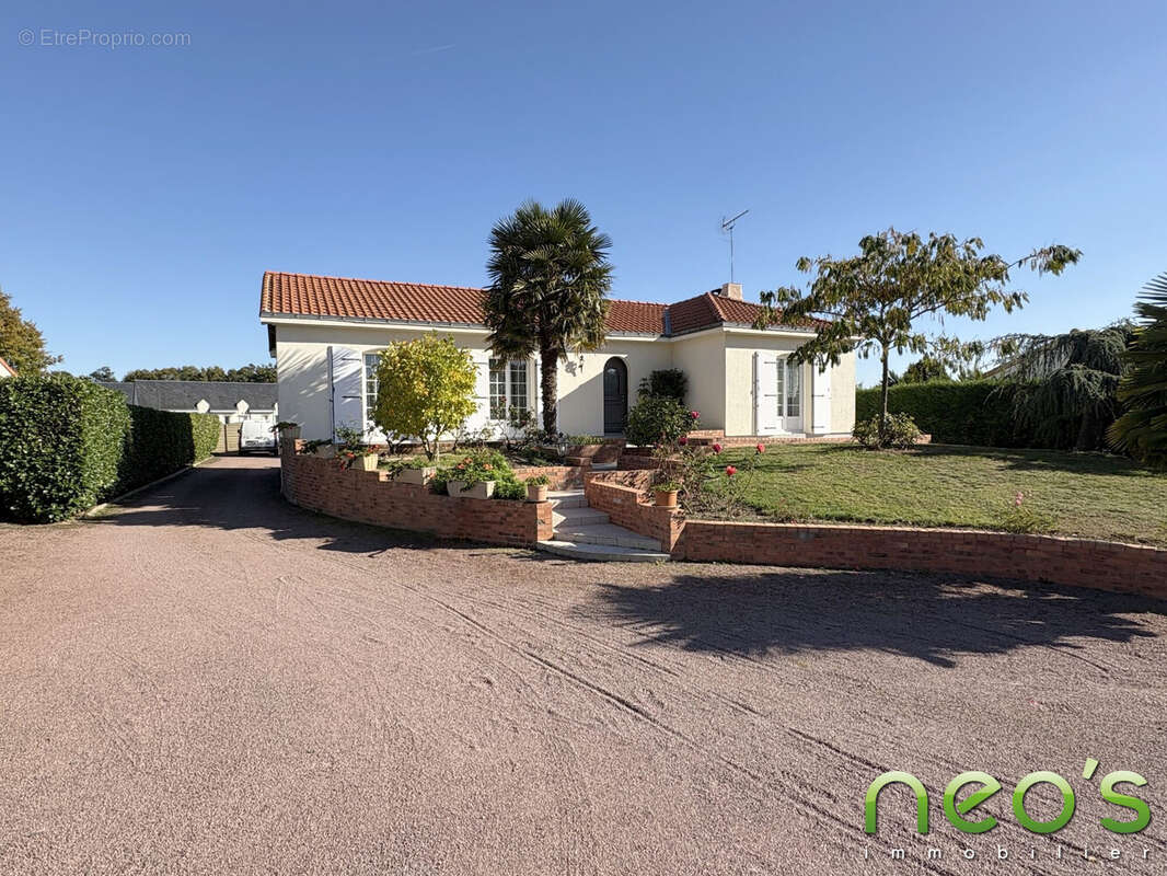 Maison à LA RENAUDIERE