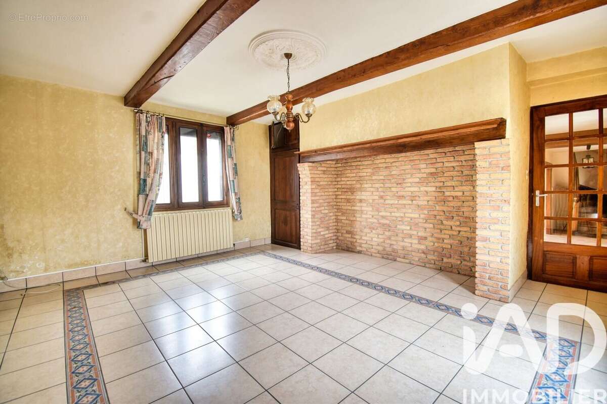 Photo 9 - Maison à HORNOY-LE-BOURG