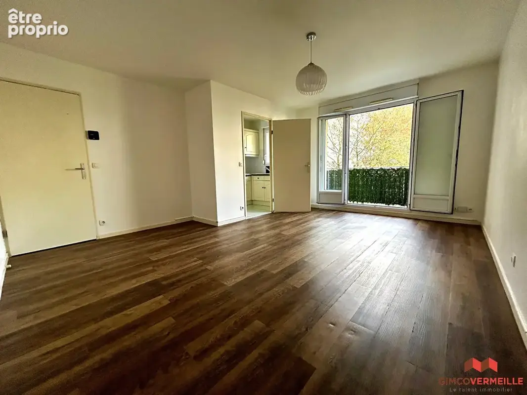 Appartement 2 pièces 39 m² à vendre à Poissy (78300) - photo 2