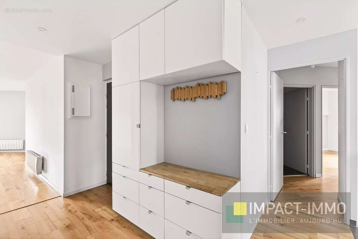 Appartement à SURESNES