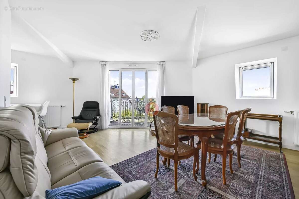 Appartement à LE RAINCY
