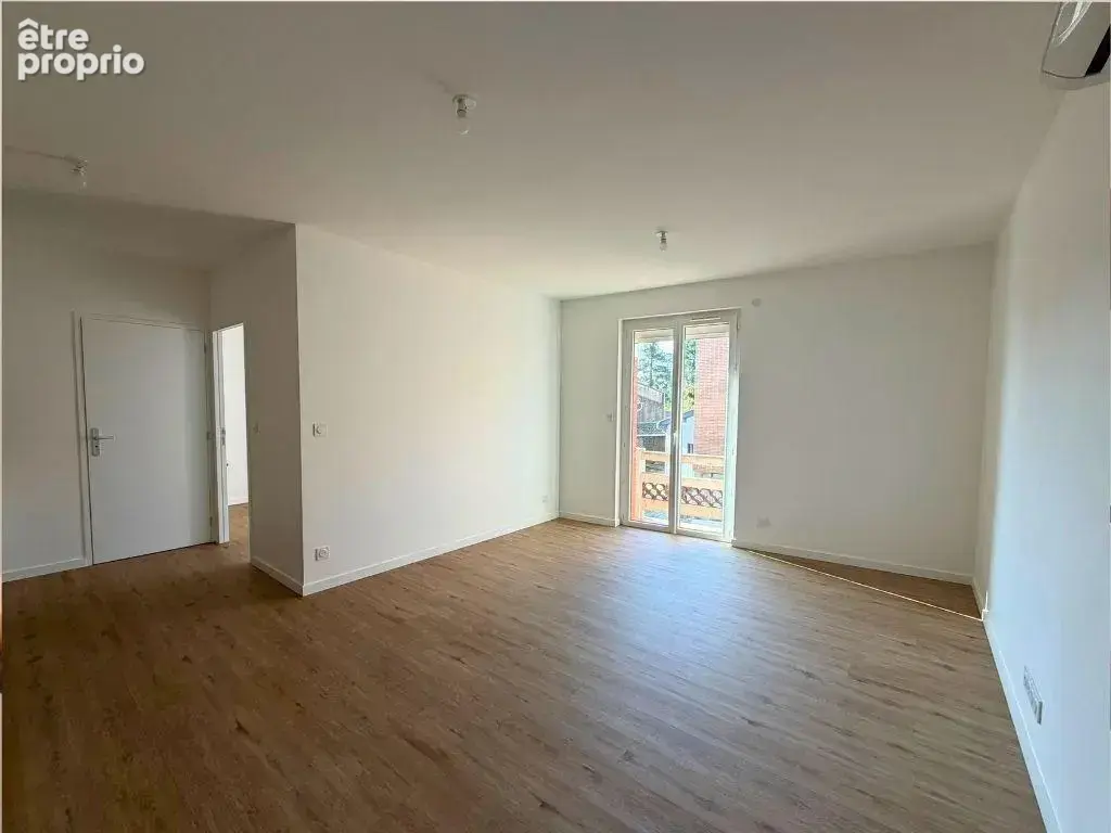   - Appartement à TOULOUSE