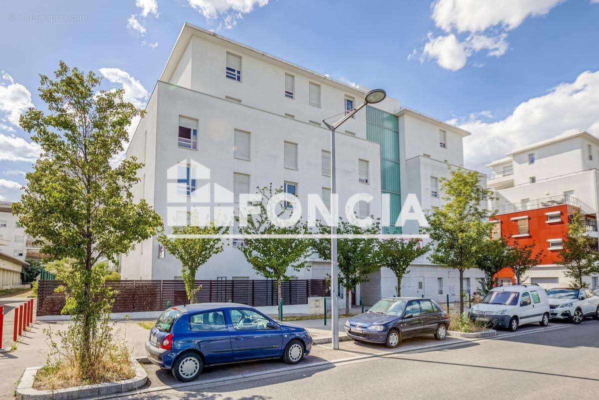 Appartement à LYON-8E