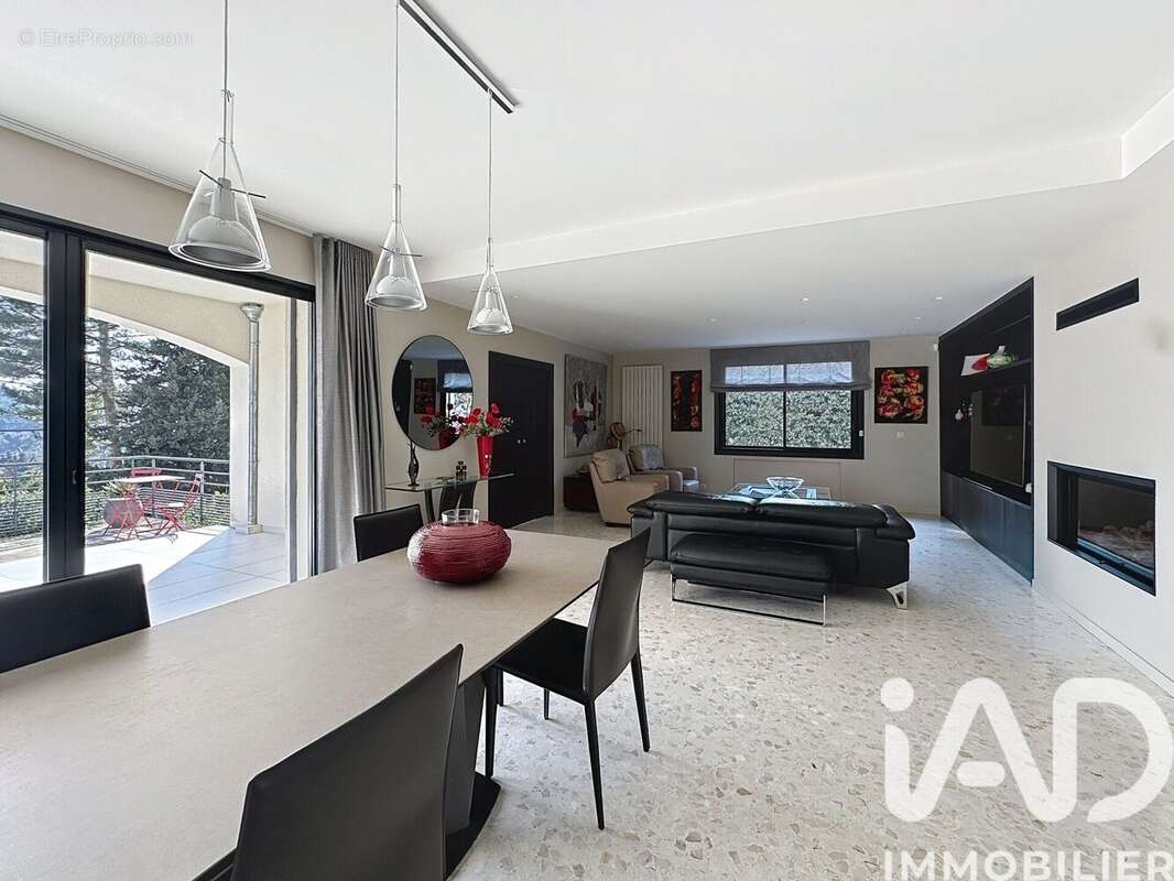 Photo 9 - Maison à VILLENEUVE-LES-AVIGNON