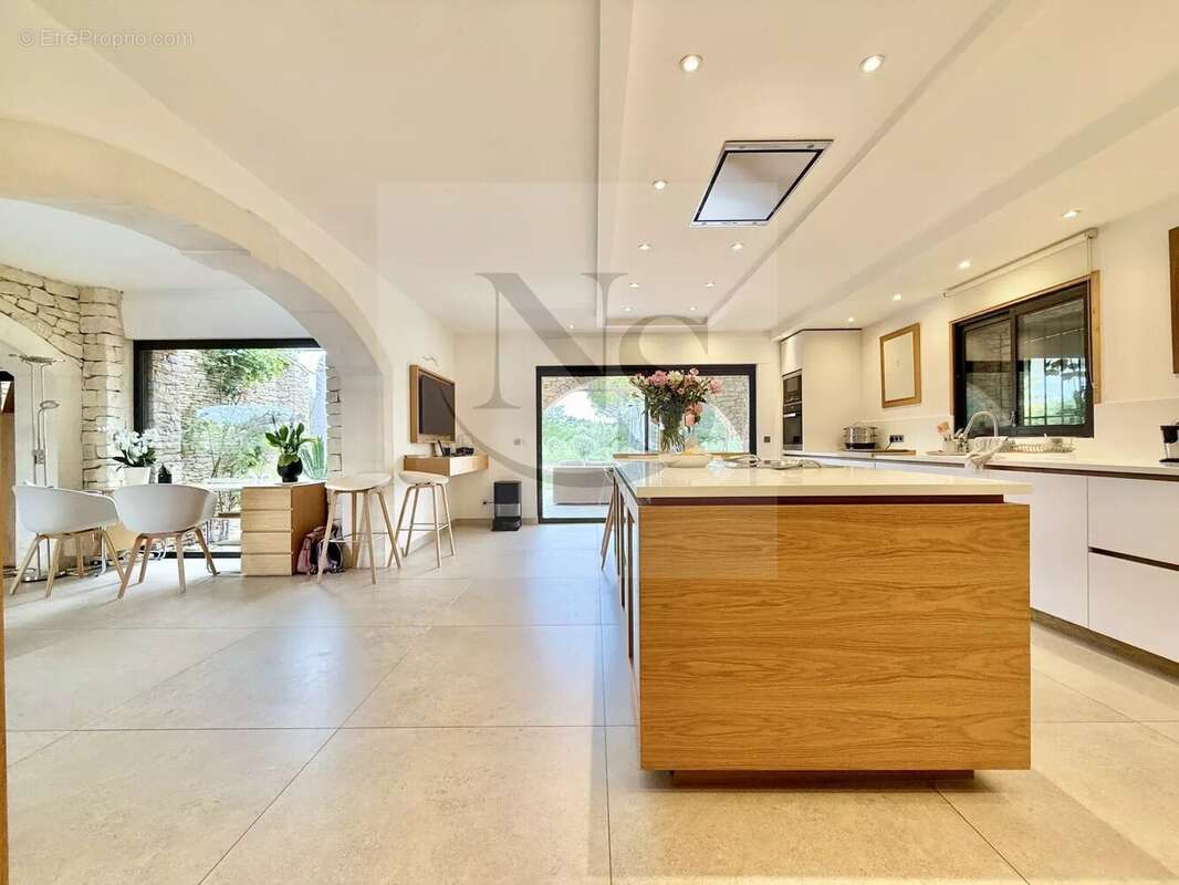 Maison à AIX-EN-PROVENCE