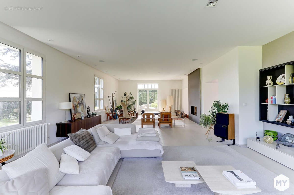 Maison à CHATEAUGAY