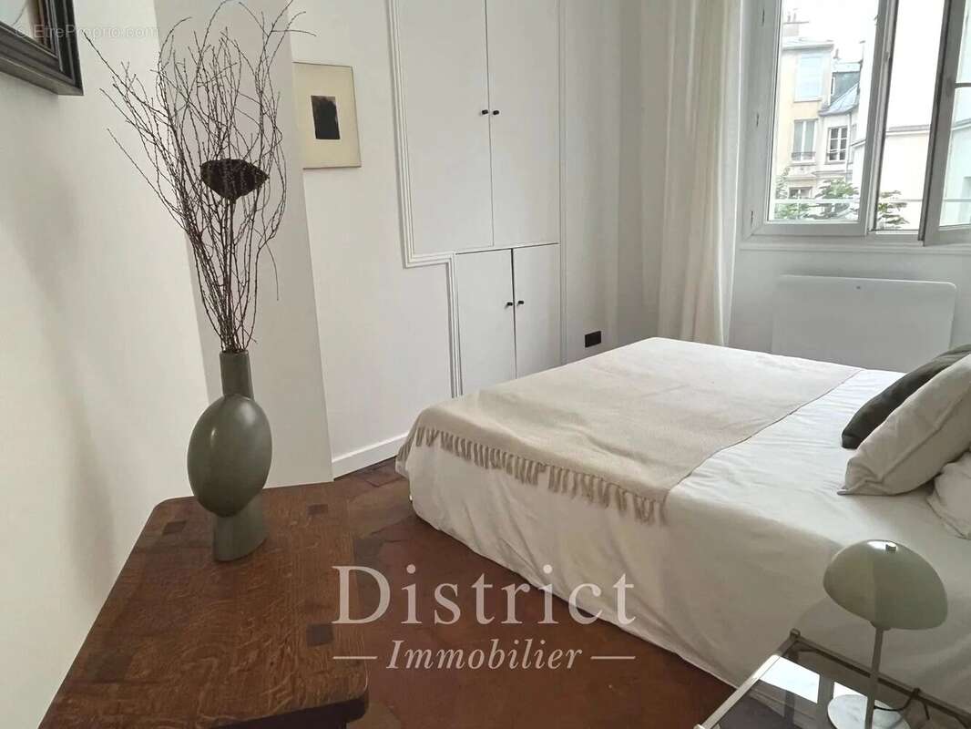 Appartement à PARIS-6E