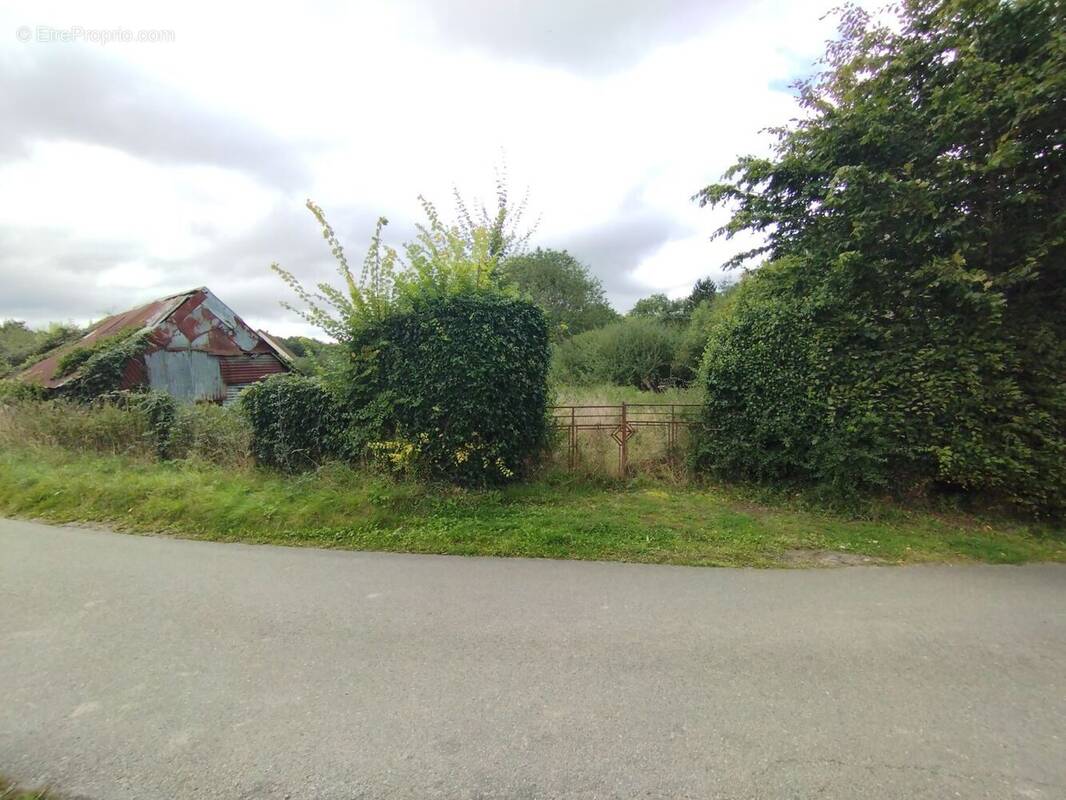 Terrain à CONCHES-EN-OUCHE