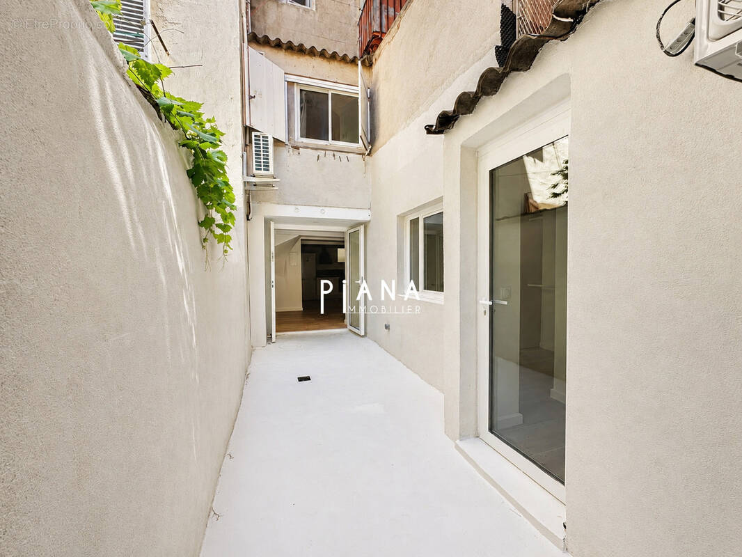 Appartement à MARSEILLE-5E