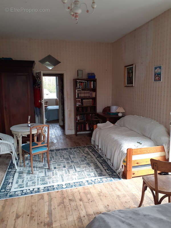 Maison à SERBANNES