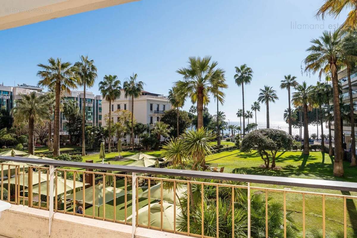 Cannes – croisette – appartement 4 pièces – terrasse – vue mer - photo 2