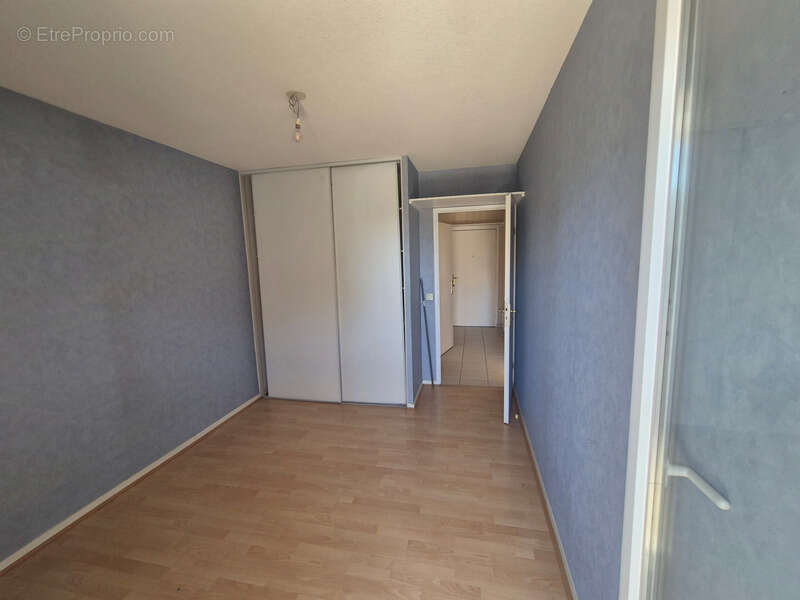 SOUS OFFRE D'ACHAT APPARTEMENT T2 SAINT-MARTIN-D'HÈRES  Vente 2 Pièces avec Terrasse Plein Sud & Cave  Proche Campus Universitai - photo 9