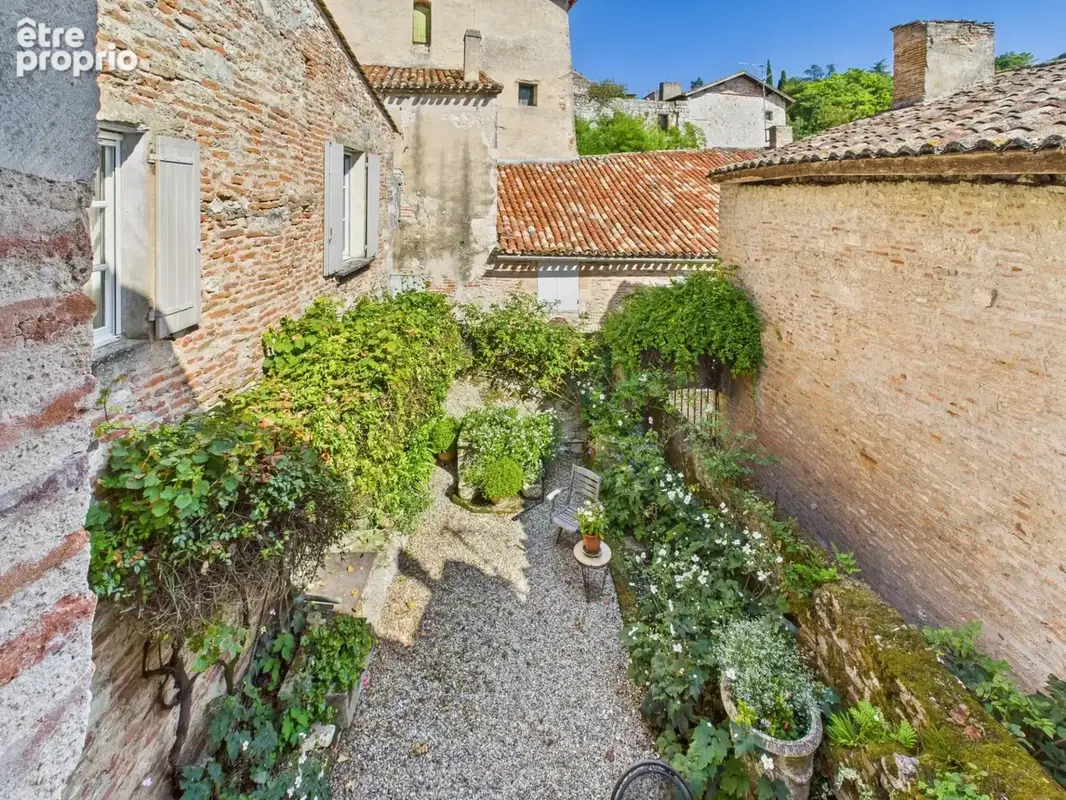 Charmante maison avec cour au cœur du village médiéval de Penne d’Agenais - photo 10