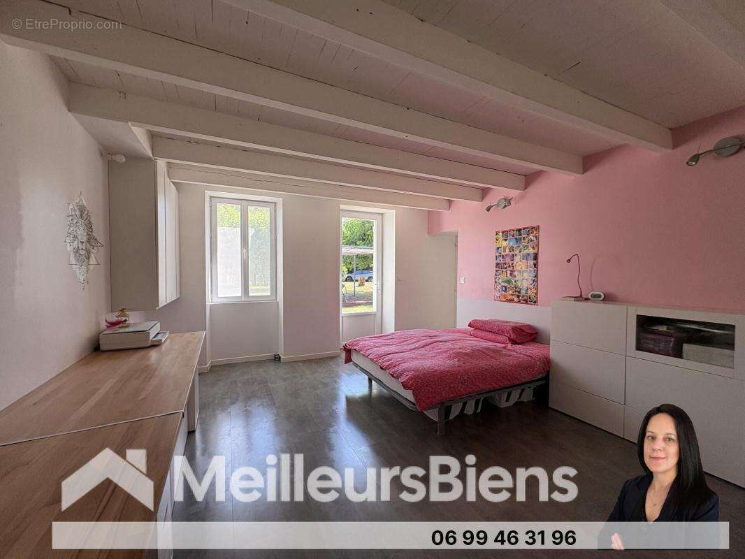 Maison familiale 4 chambres, garage et jardin à 5 min de St Yzan de Soudiac - photo 7