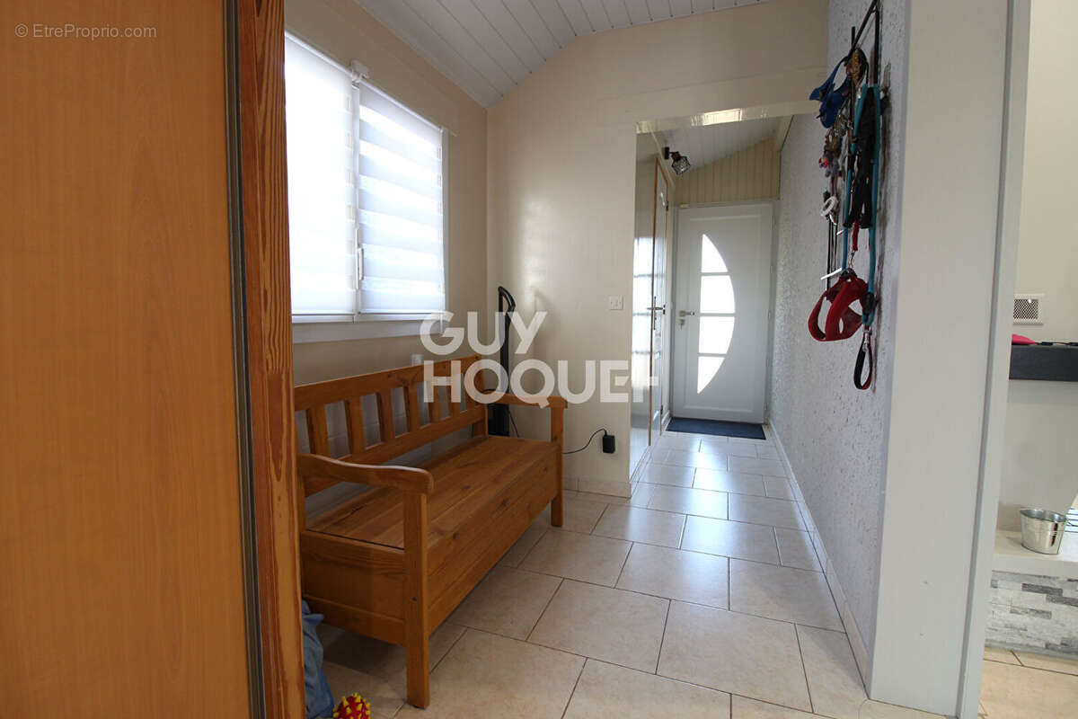 Maison à GUIGNES