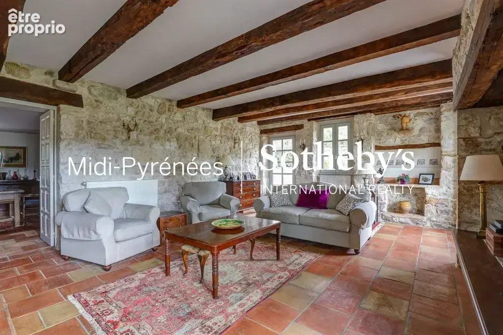 A vendre Au cœur du triangle d'Or, magnifique propriété avec 33 ha de terre et bois - photo 11