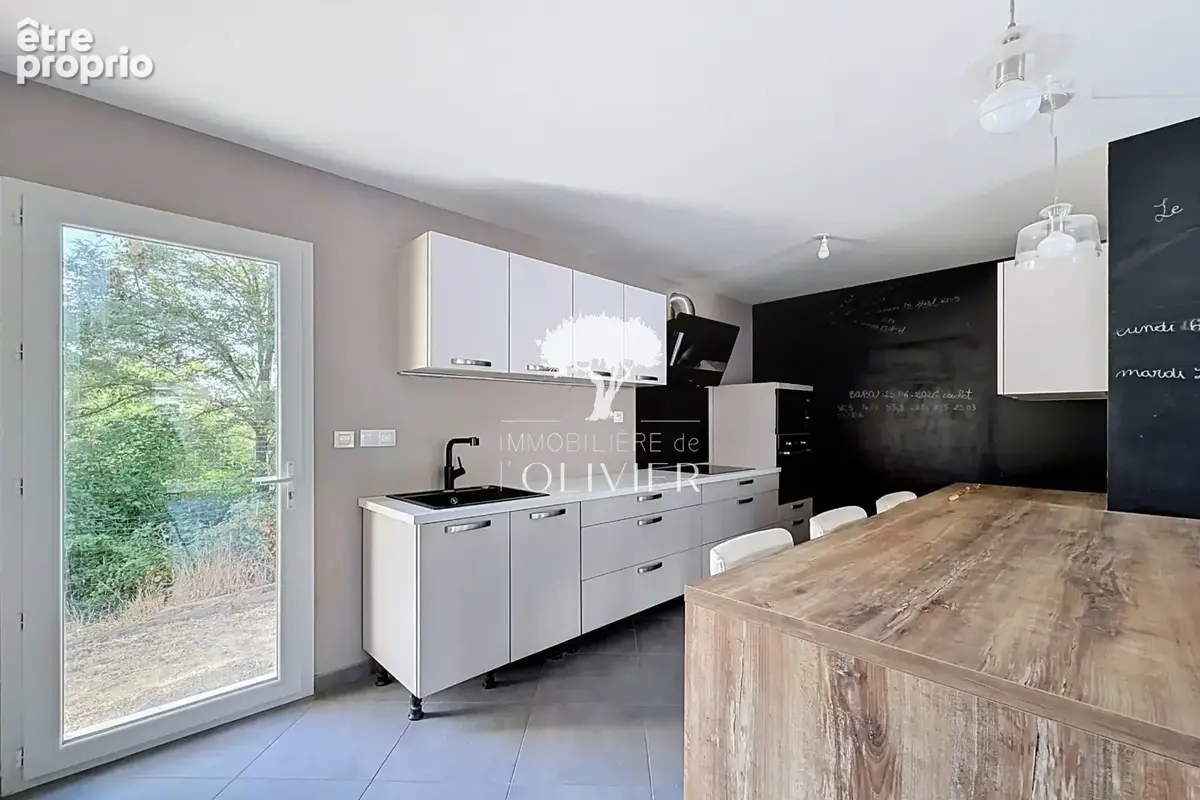 Maison 4 pièces 70 m² à vendre à Apt (84400) - photo 3