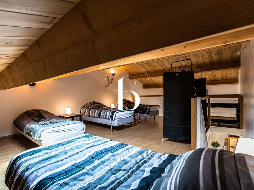 Maison à LABASTIDE-DE-VIRAC