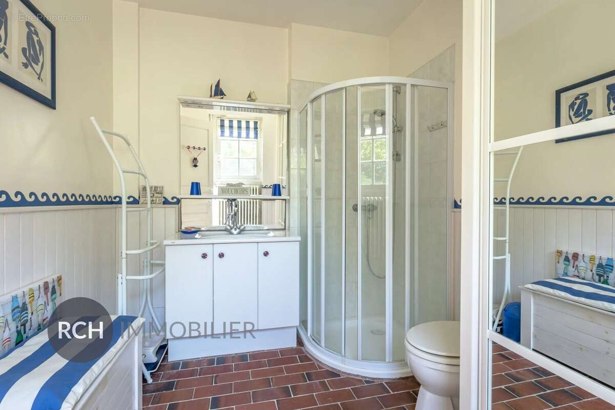 Maison à MONTFORT-L&#039;AMAURY