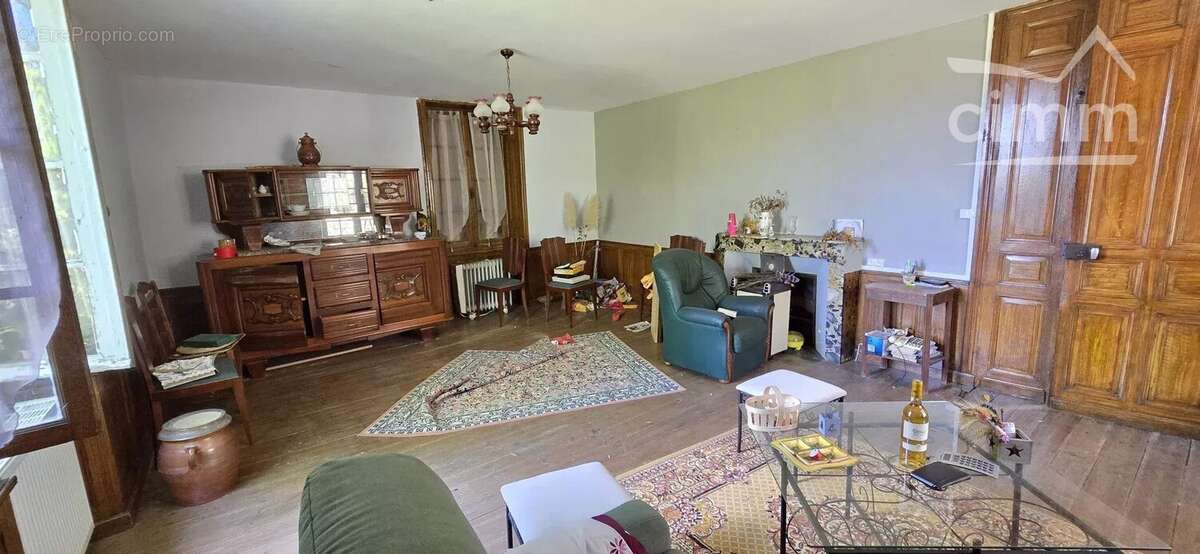 Maison à LA CHAPELLE-SAINT-JEAN