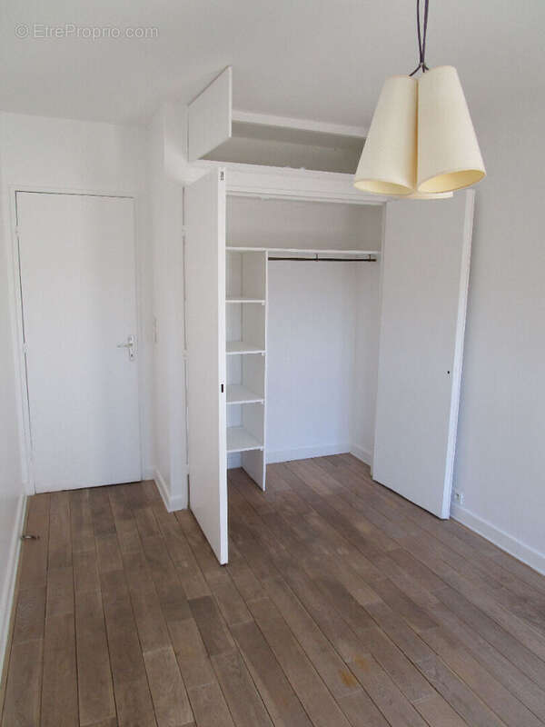 Appartement à L'ILE-SAINT-DENIS