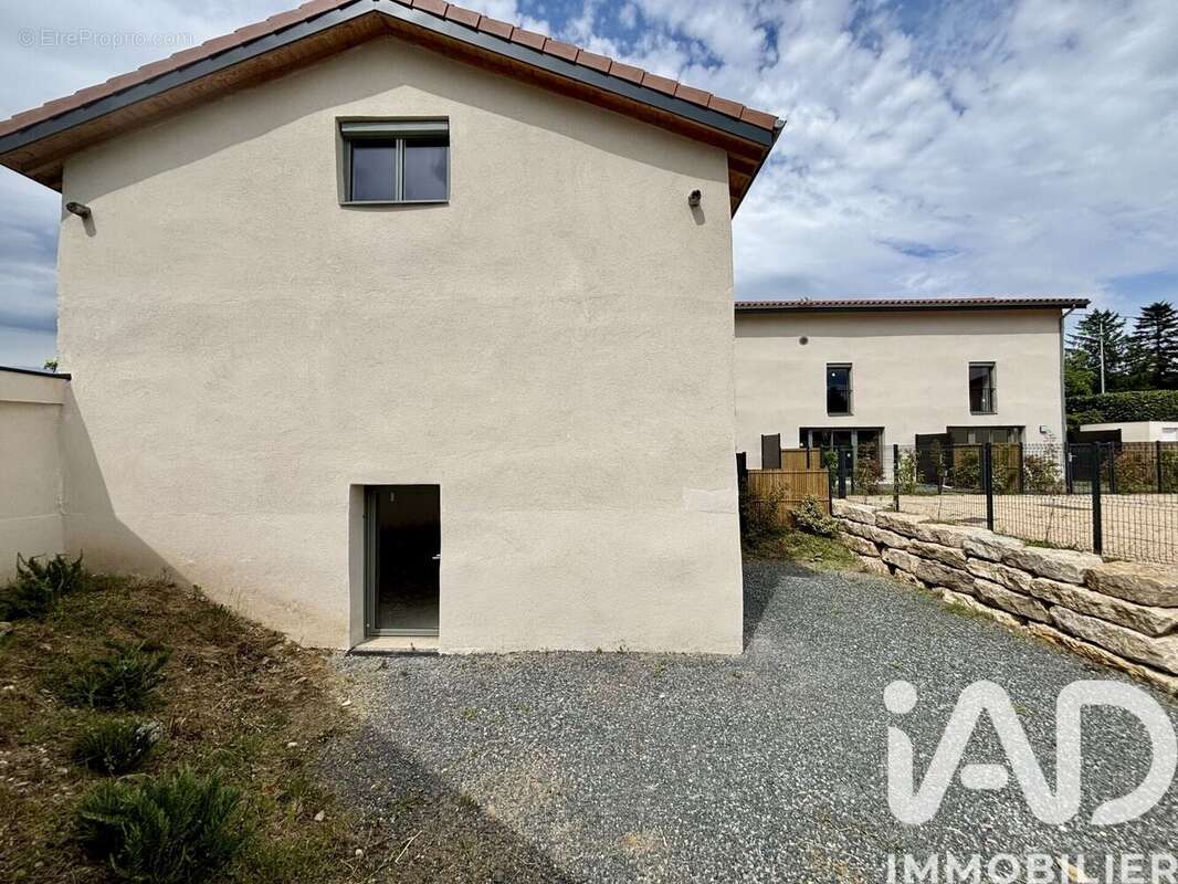 Photo 2 - Appartement à LENTILLY
