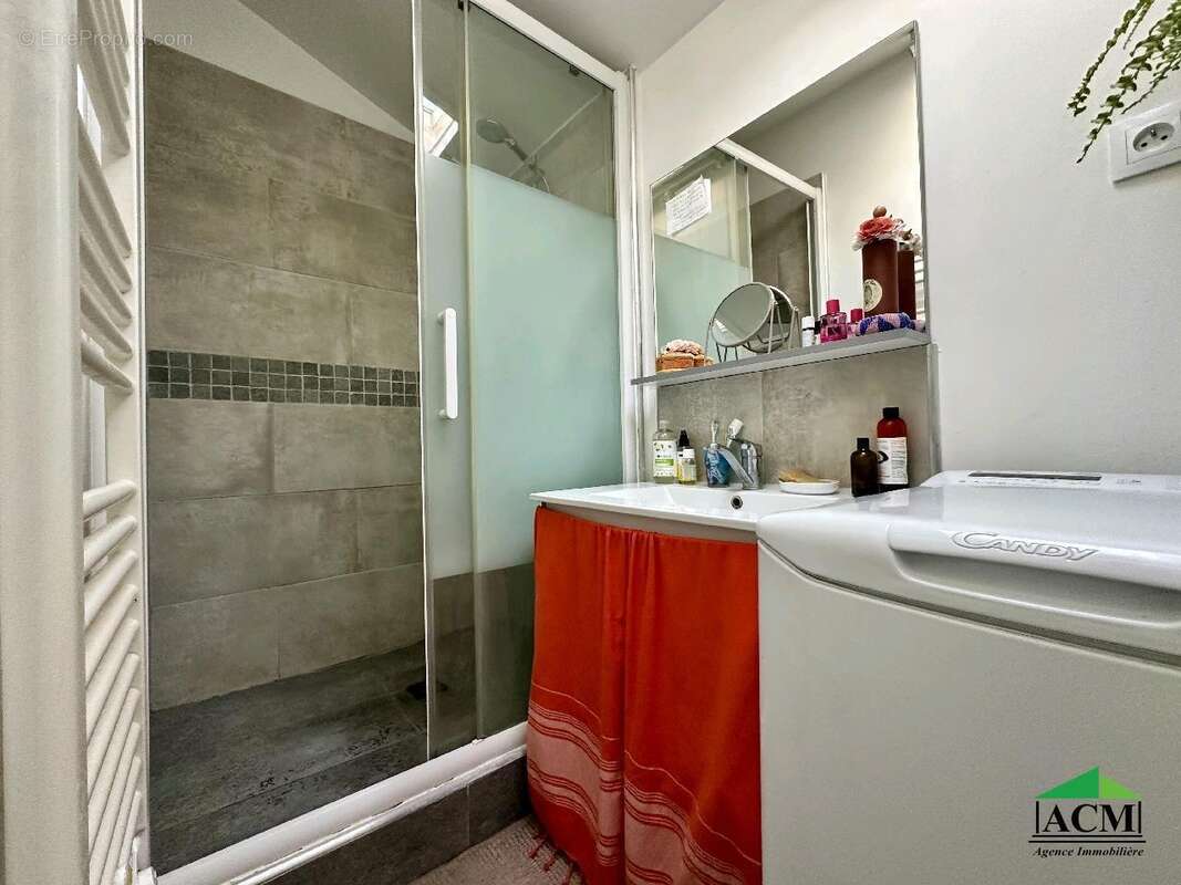 Maison à AUVERS-SUR-OISE