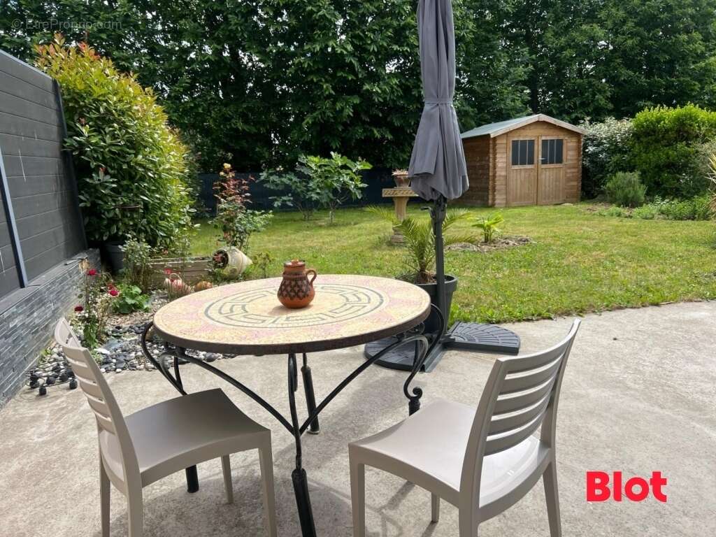 Maison à CORPS-NUDS