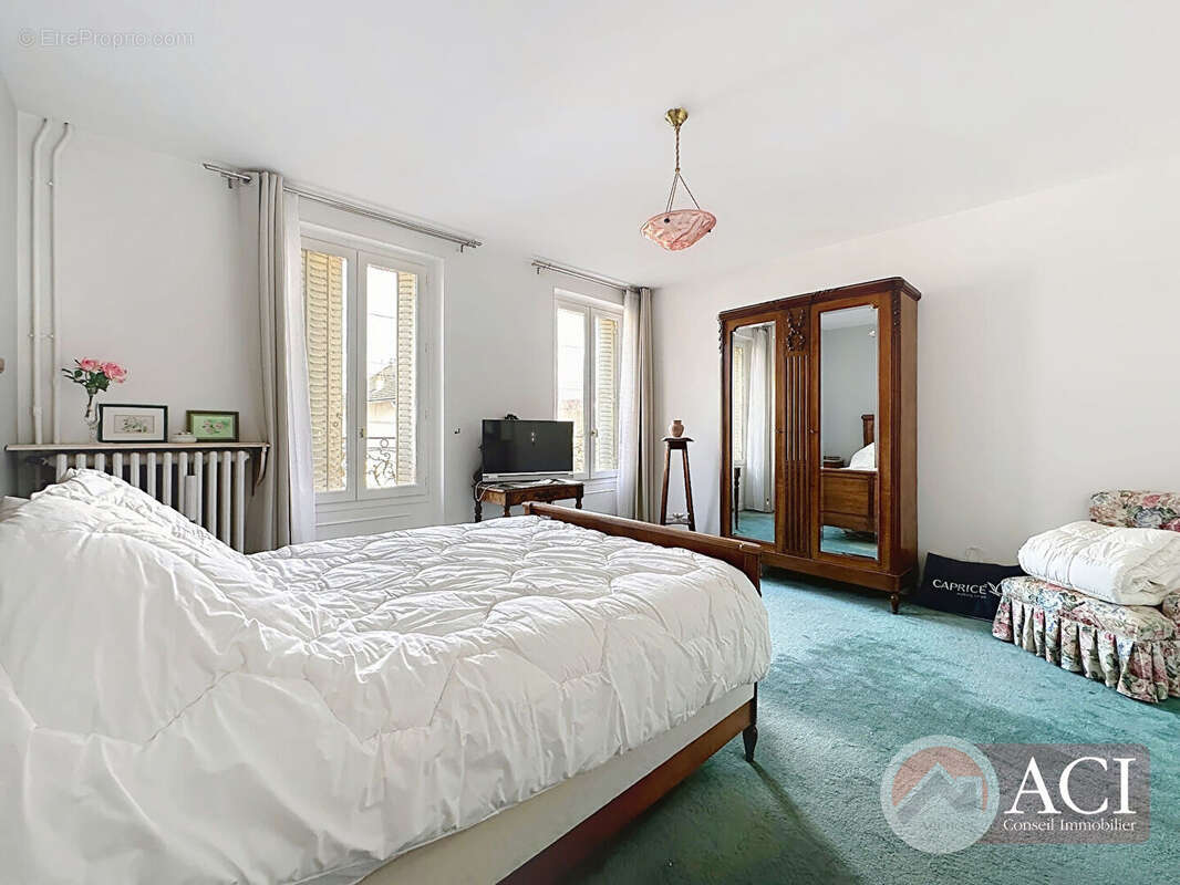 Maison à DEUIL-LA-BARRE