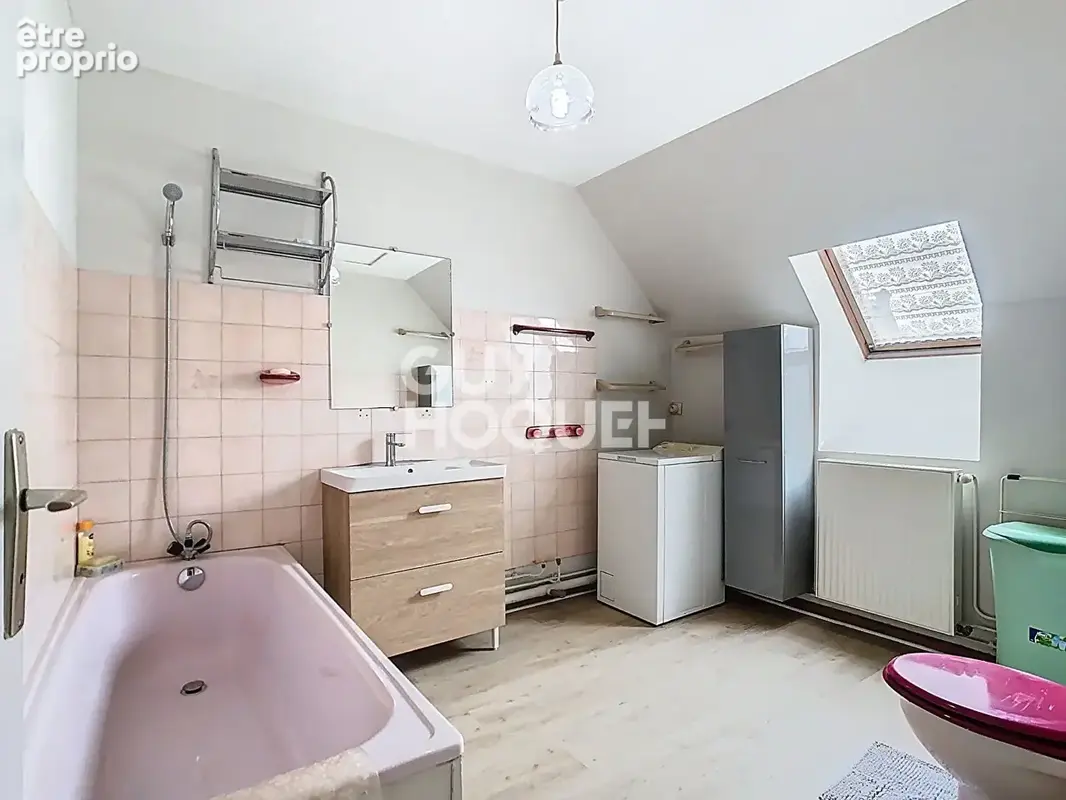 Crepy-en-valois - maison 3 chambres avec terrasse et garage, proche gare - reference 3190 - photo 7
