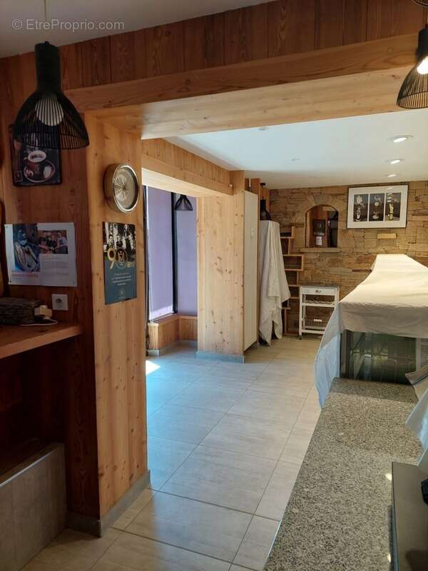 LE GRAND BORNAND (74) A vendre, murs commerciaux, local commercial de 40,85m² - photo 5
