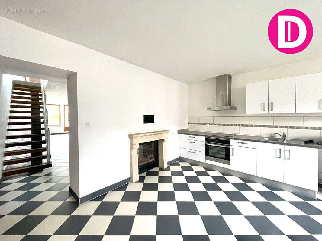 Maison à CHAMBLEY-BUSSIERES