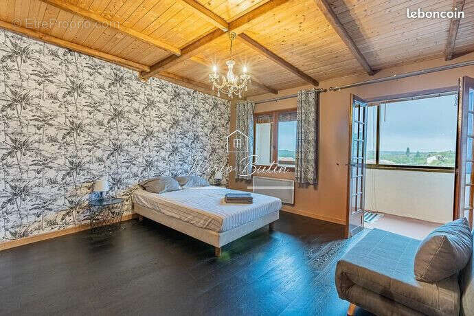 Maison à CORNEILHAN
