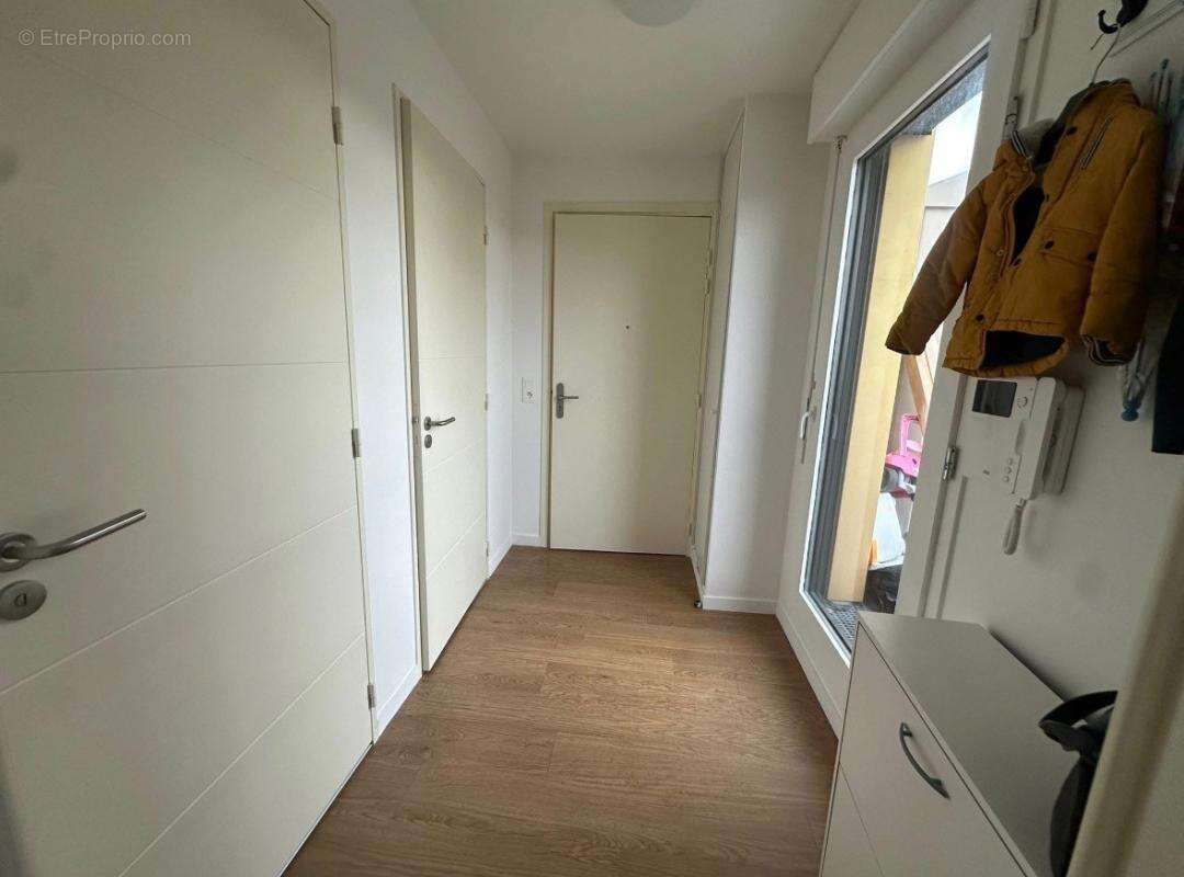 Appartement à LA COURNEUVE