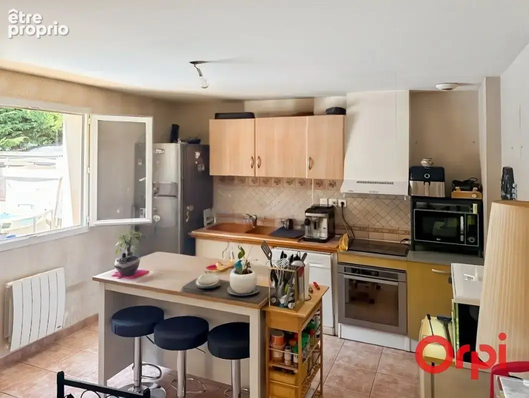 A vendre - appartement - stationnement - photo 2