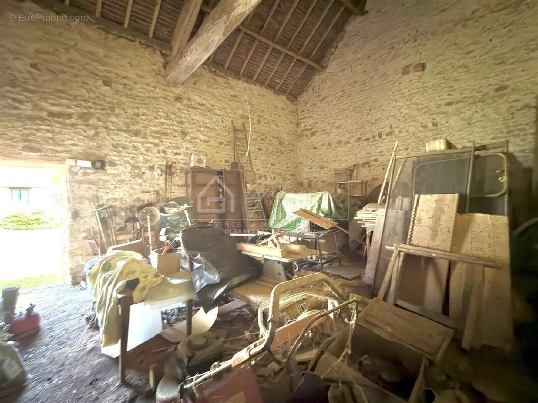 Maison à VAYRES-SUR-ESSONNE