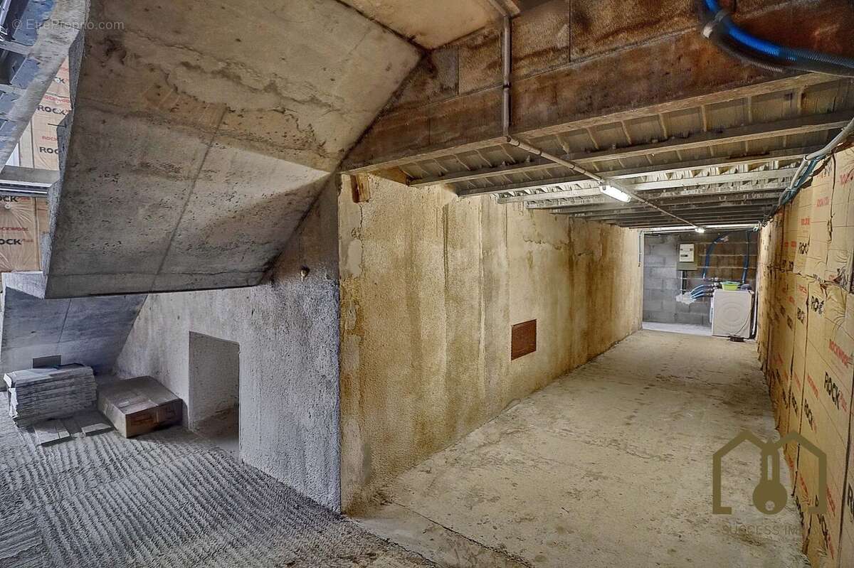 Maison 107 m² à Villeurbanne  - photo 6