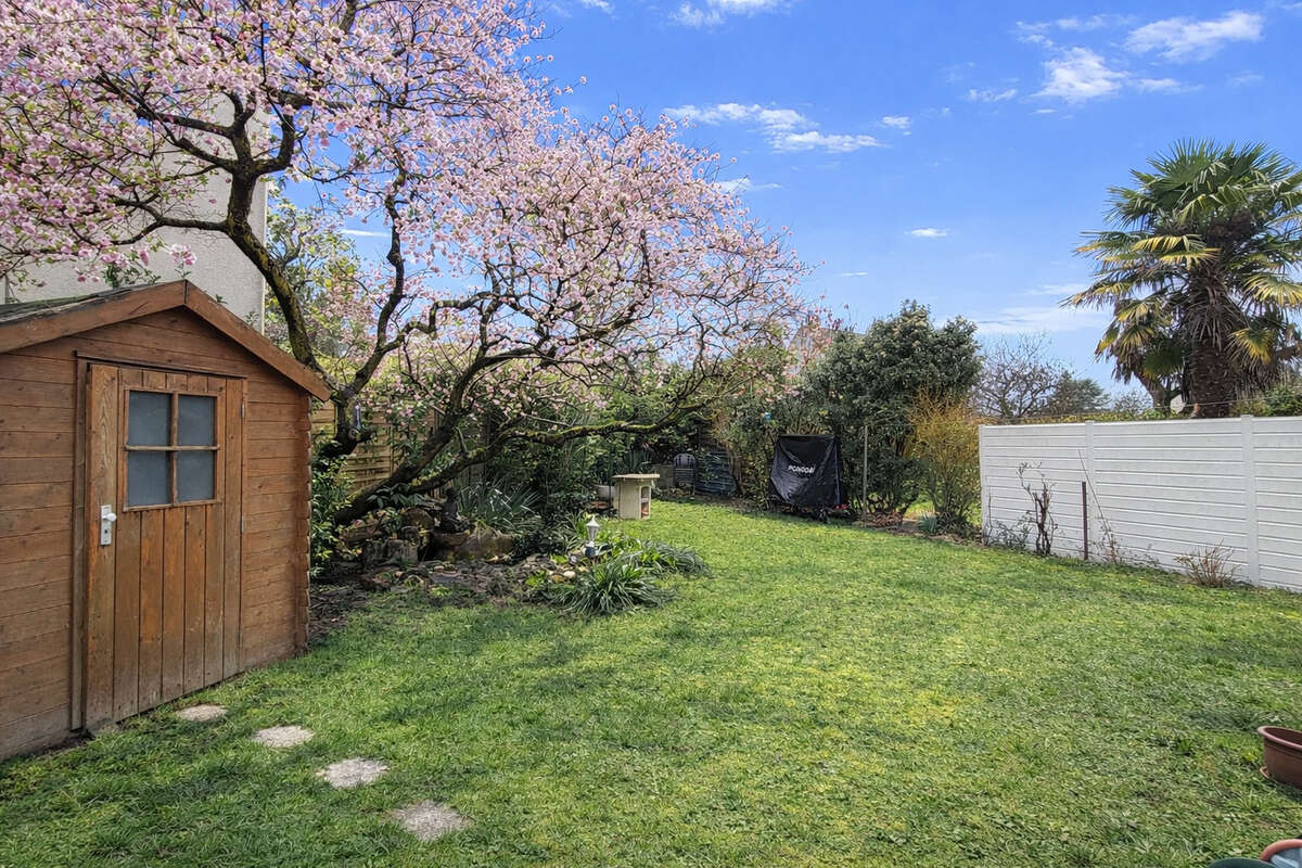 Maison à BALLAINVILLIERS