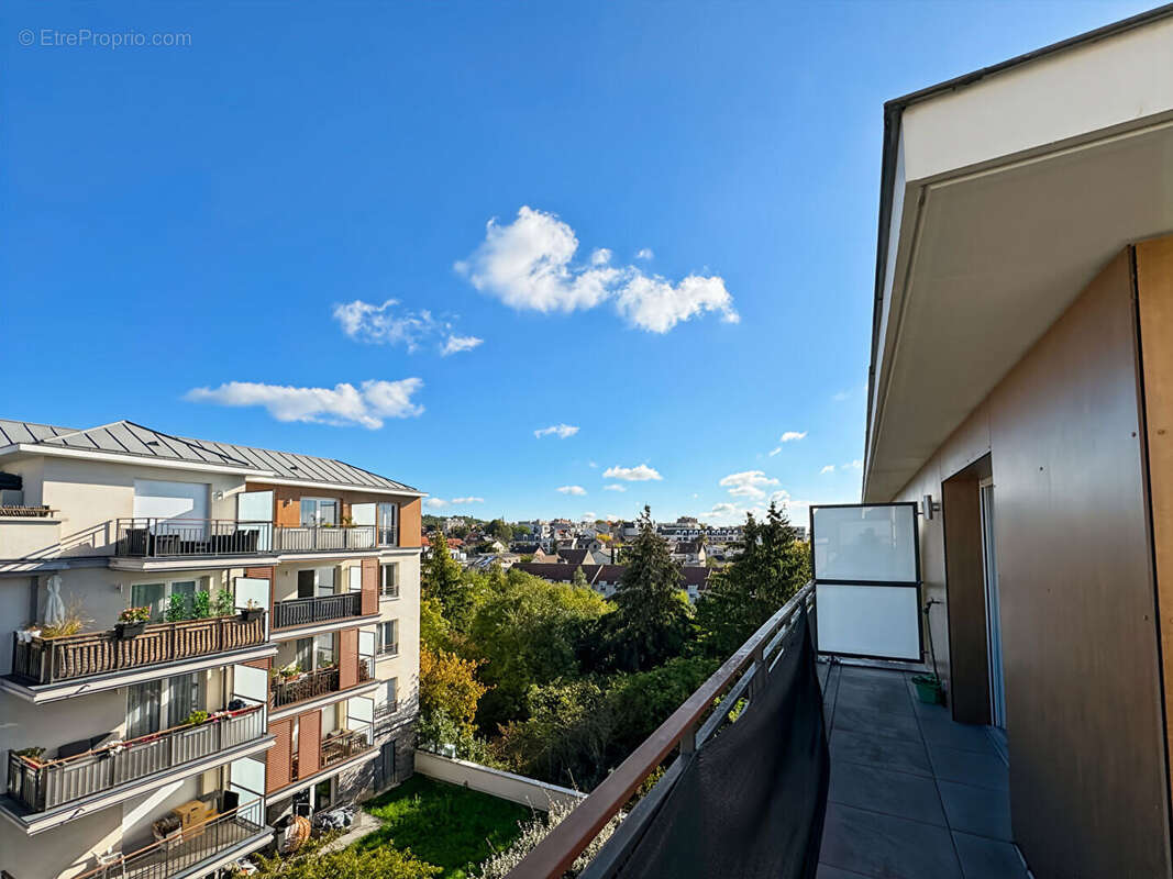 Appartement à ROSNY-SOUS-BOIS