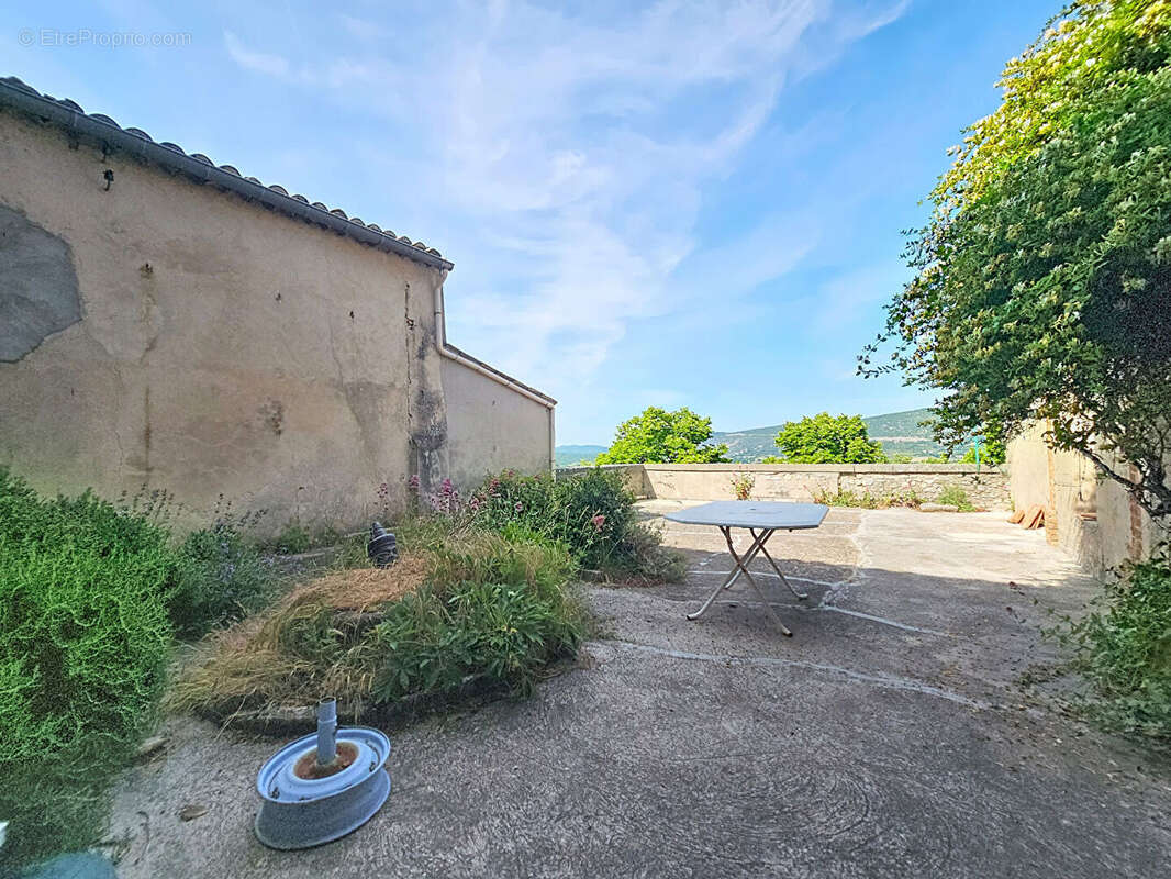 Maison de Maître à Sault, 10 pièces, 246m² avec terrasse - photo 8