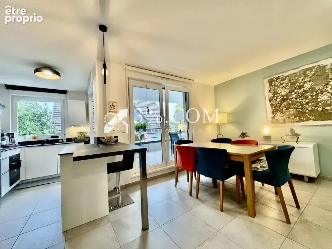 3%COM Très beau F4 avec 3 chambres - terrasse- garage- parki - photo 2