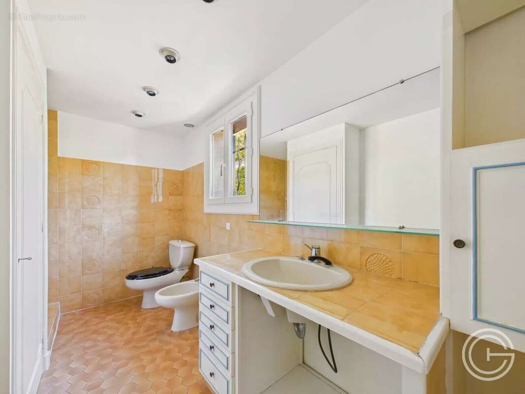 Maison à LA COLLE-SUR-LOUP