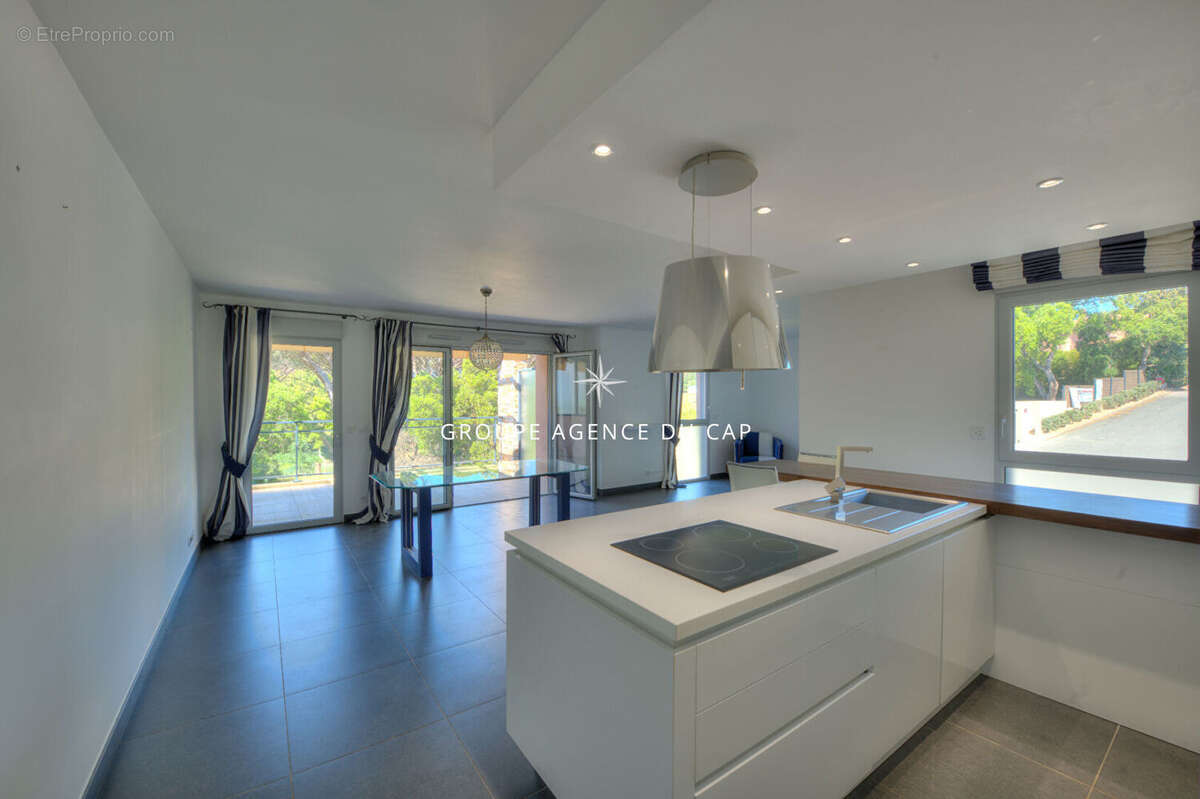 Appartement à SAINT-RAPHAEL