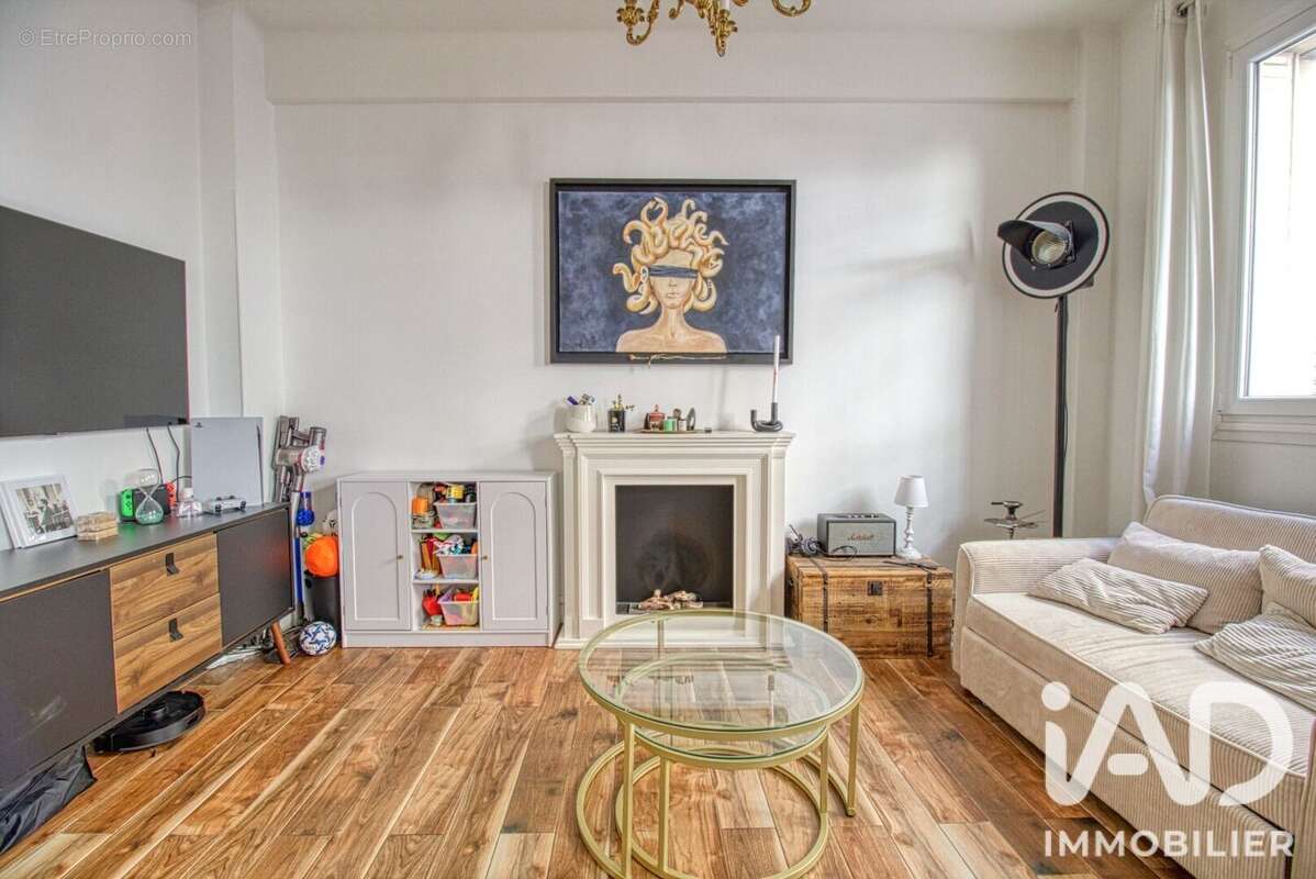 Appartement 49 m² à Paris-16e  - photo 2