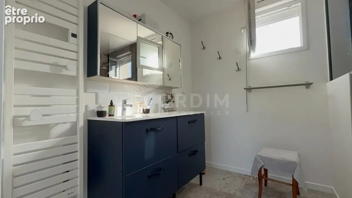 Ensemble immobilier avec maison  et dépendances sur près d'un hectare - photo 12