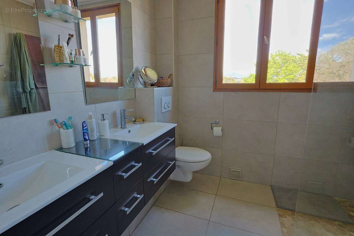 Appartement à VILLENEUVE-LOUBET